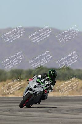 media/Oct-13-2025-Moto Forza (Mon) [[a66d839500]]/4-C Group/Session 3 (Turn 16)/